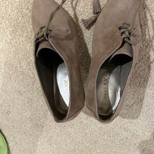 Anne Klein Tan Soft Suede Comfort